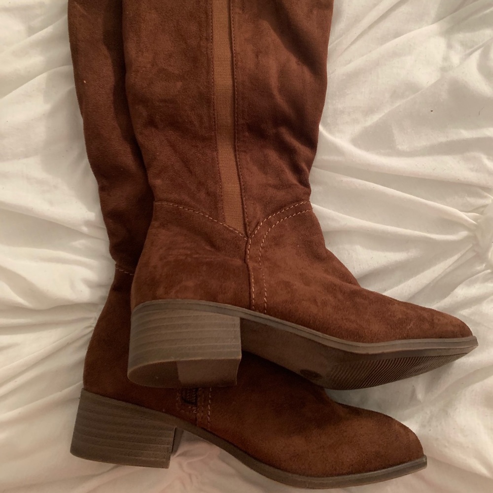 Knee High Suede Riding Boots - Picture 3 of 6